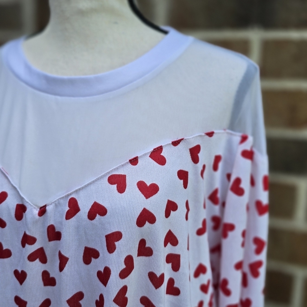 LuLaRoe Lizzy Blouse 2X NWT Red White Heart Print Mesh Top Long Sleeve - Picture 11 of 14